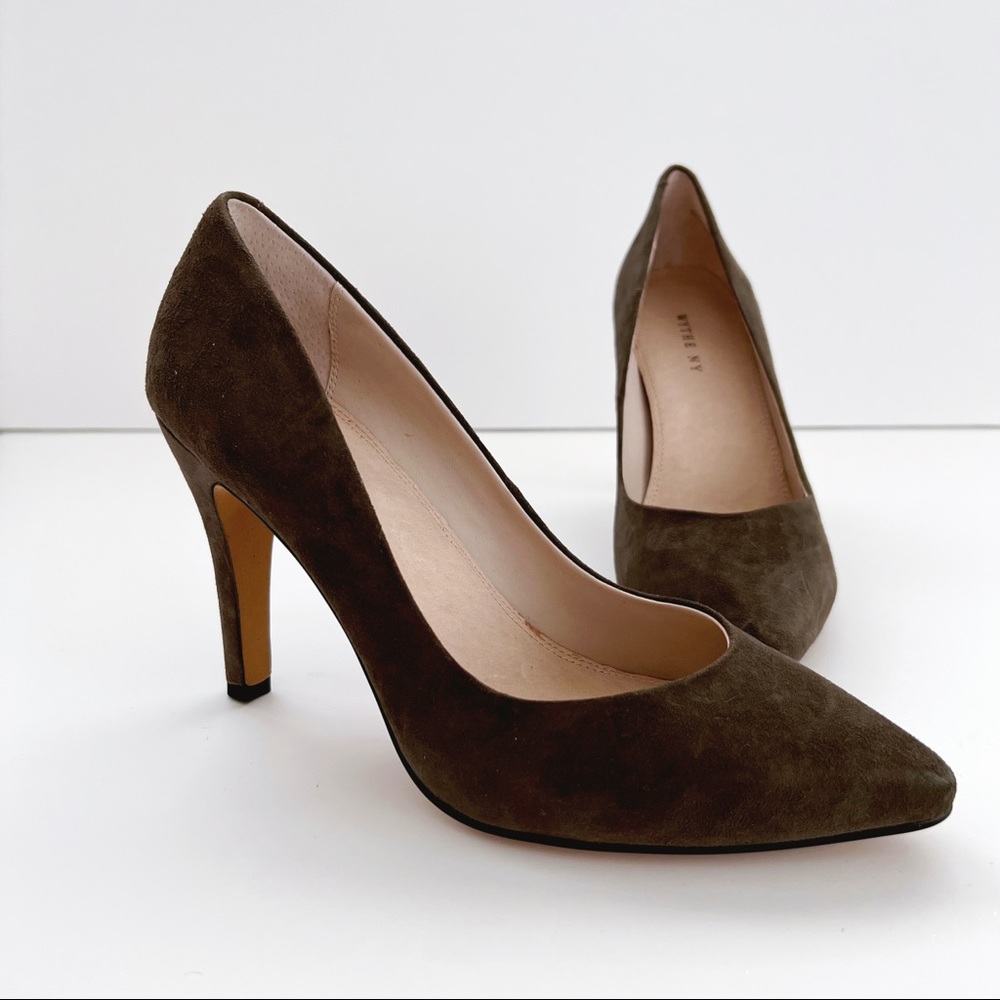 NIB Wythe NY Classic Idella Pumps in Smog Suede